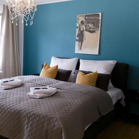Apartment Am Schloss 루드빅스부르크 외부 사진